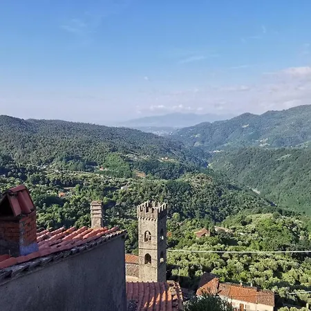Da Arturo E Maruca Con 2 4*