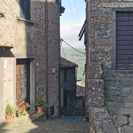 Da Arturo E Maruca Con 2 *